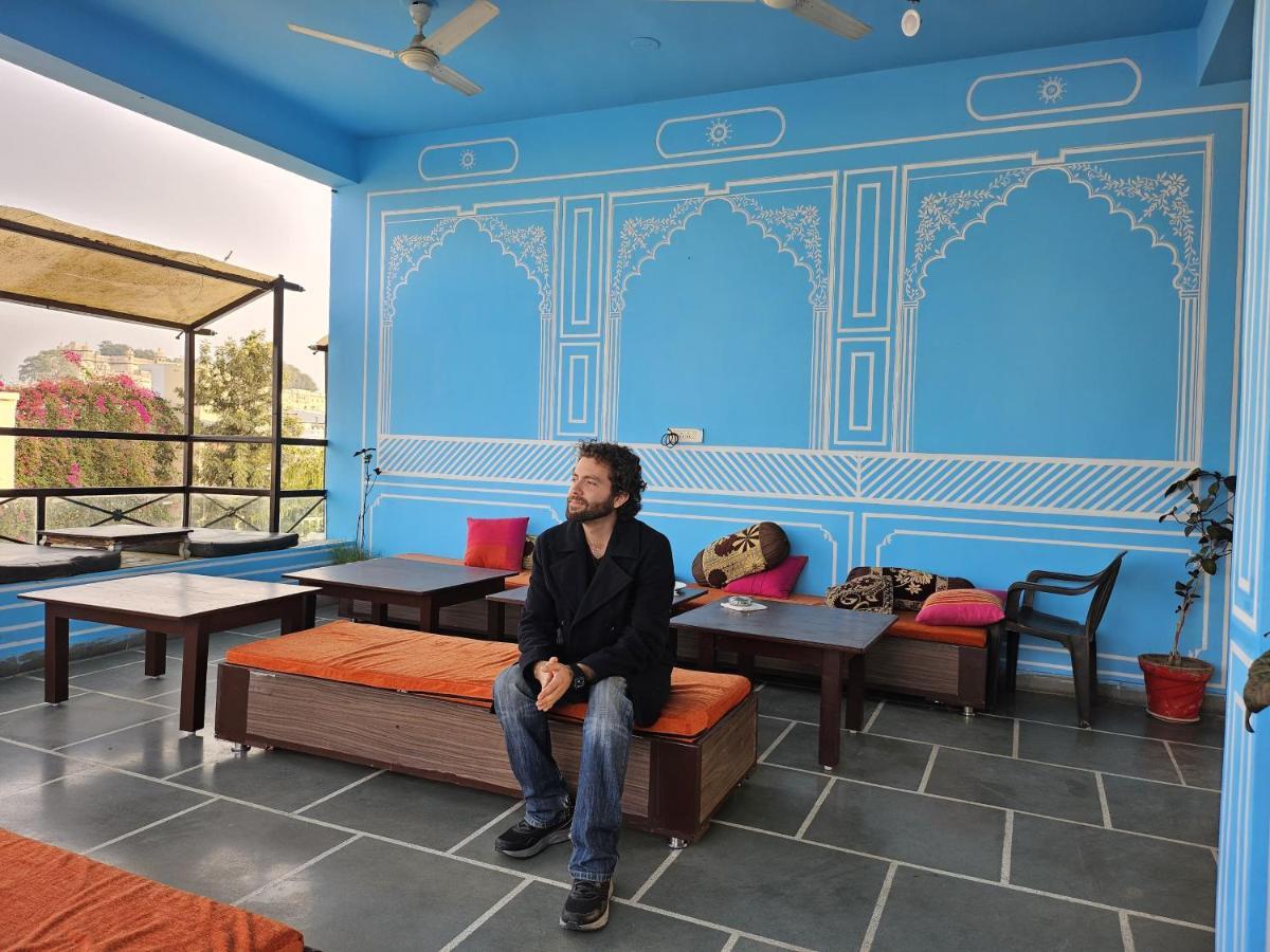A Pousada Madpackers Udaipur Exterior foto