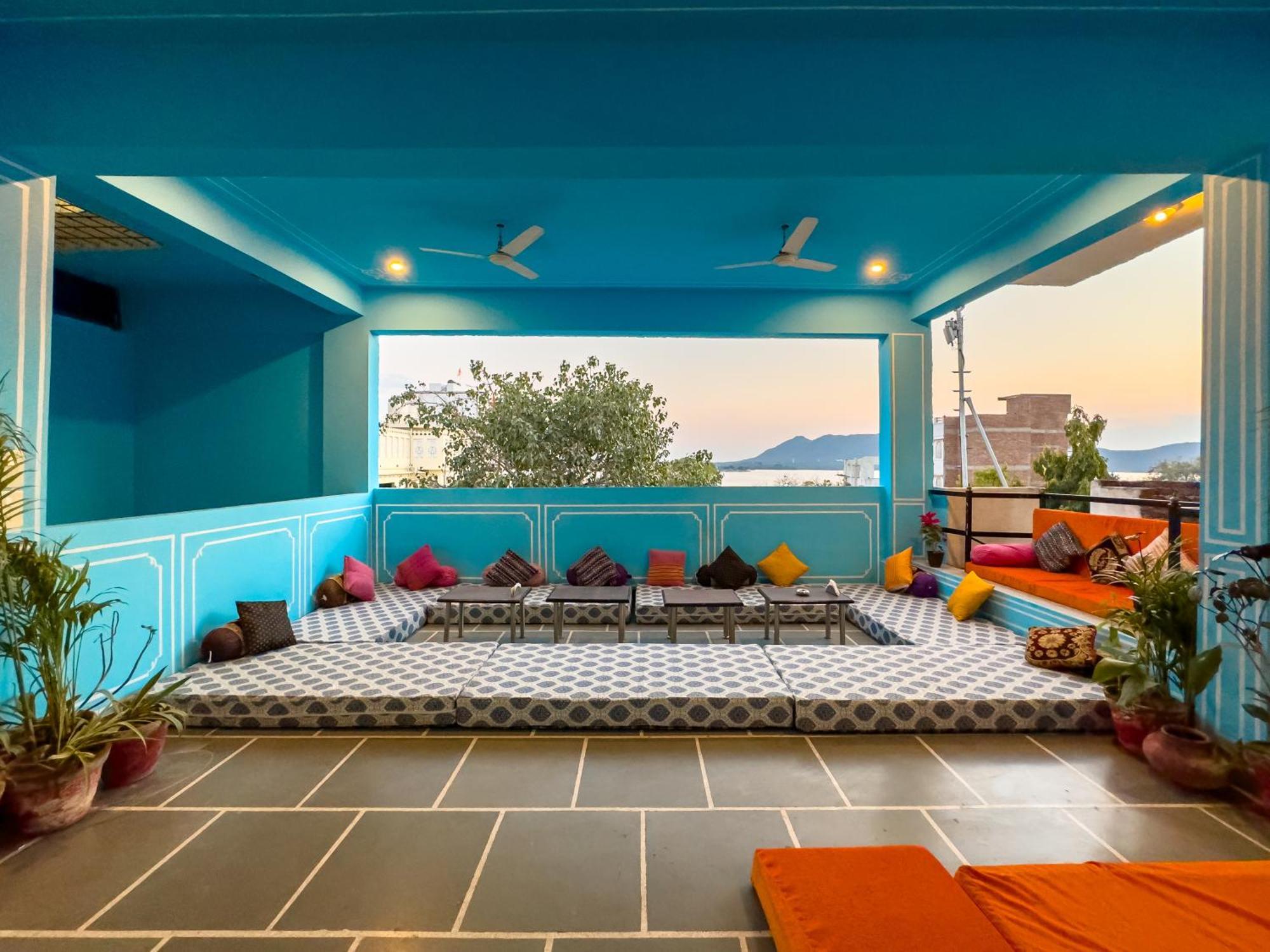 A Pousada Madpackers Udaipur Exterior foto